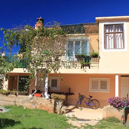 With A Parking Space - 8416 Appartement Ugljan