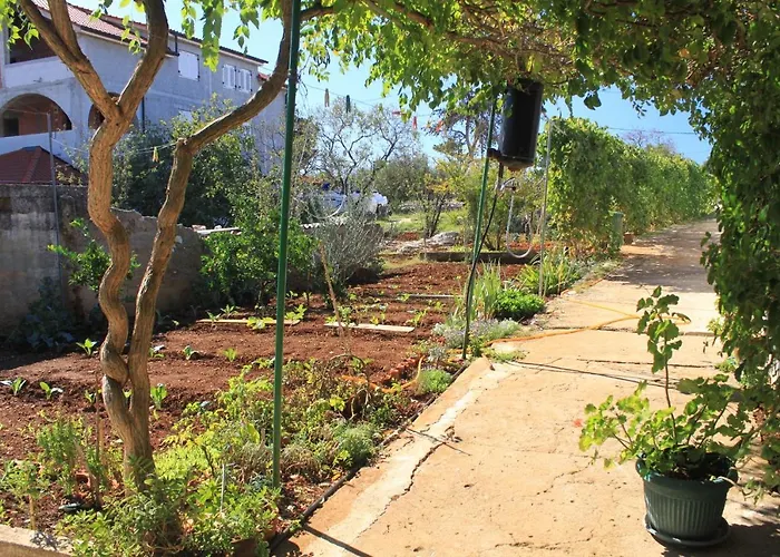 With A Parking Space - 8416 Daire *